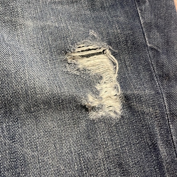 Modern slim. Distressed. - Picture 7 of 8